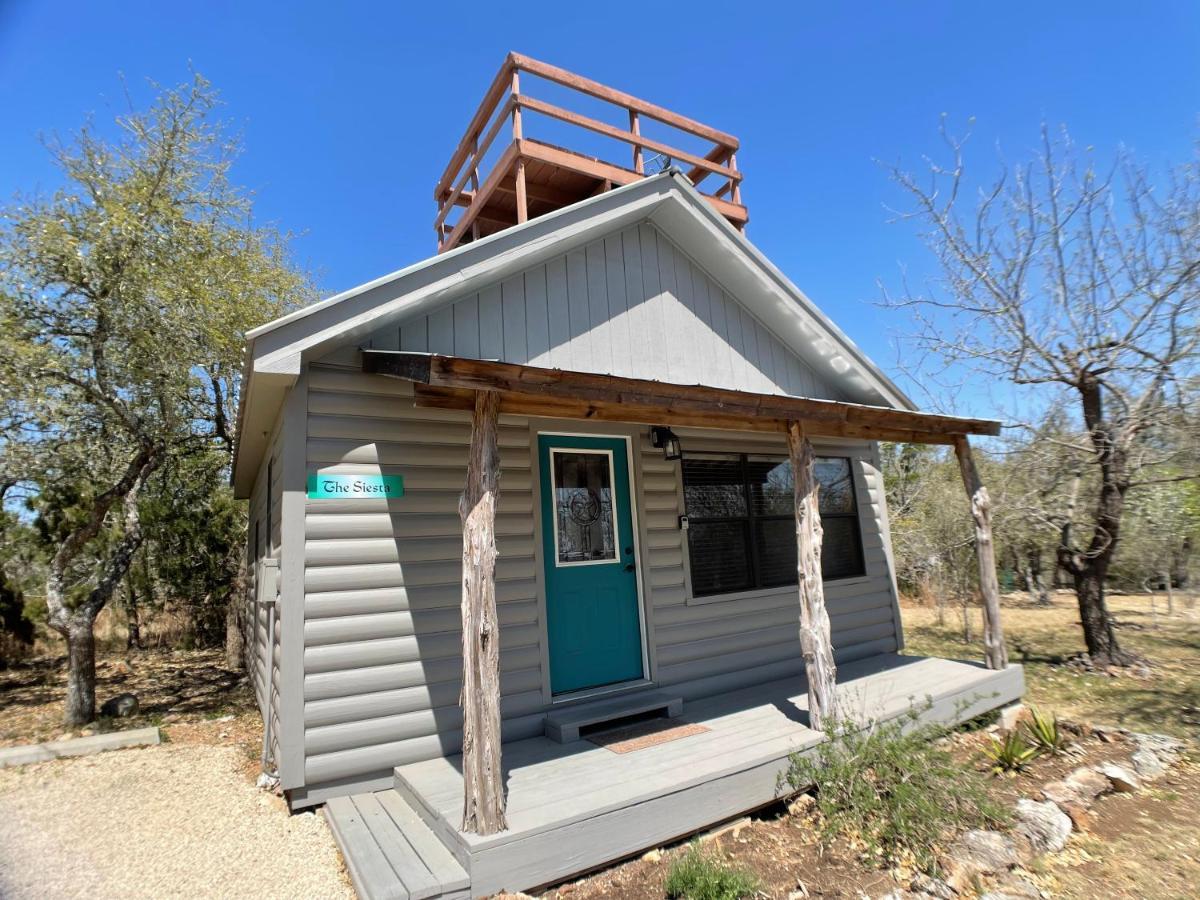 Walnut Canyon Cabins Fredericksburg Exterior photo